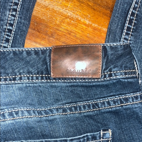 Maurices Women's Blue Jeans - Picture 5 of 7